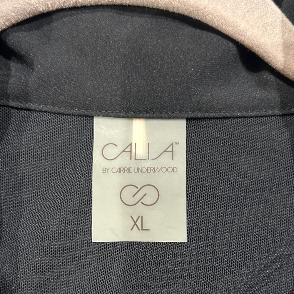 CALIA by Carrie Underwood Black Windbreaker - Picture 3 of 4